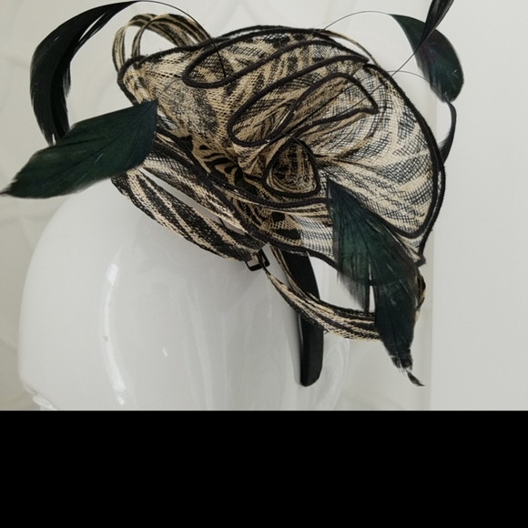 Jaqueline Kent fascinator NWT - Picture 3 of 6